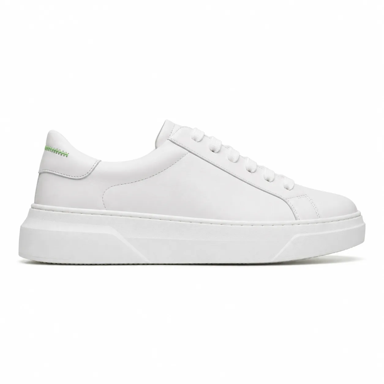 Chunky Sole 4 cm in white, side profile